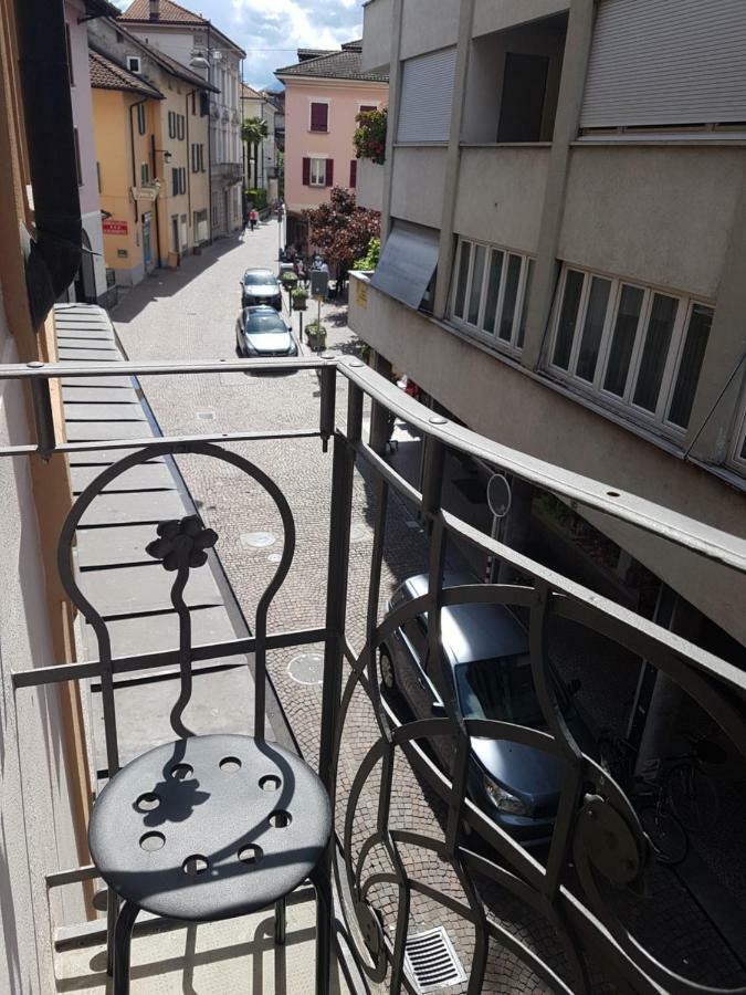 Garni Giacometti Locarno Bagian luar foto
