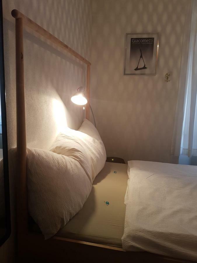 Garni Giacometti Locarno Bagian luar foto